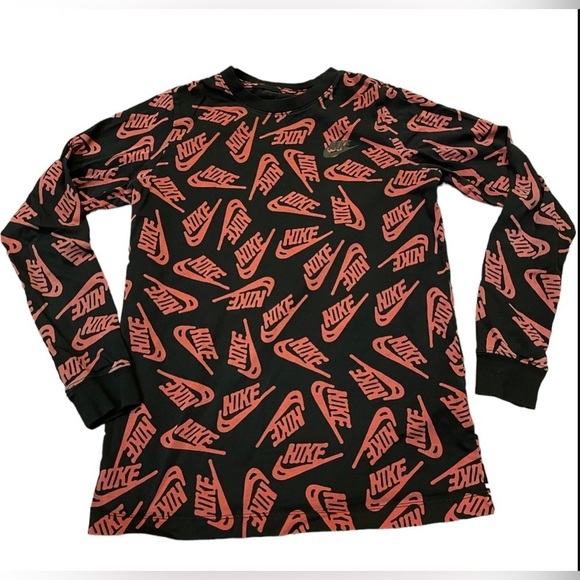 Nike boys The Nike Tee size L red and black logo long sleeve pullover t-shirt - Picture 1 of 4